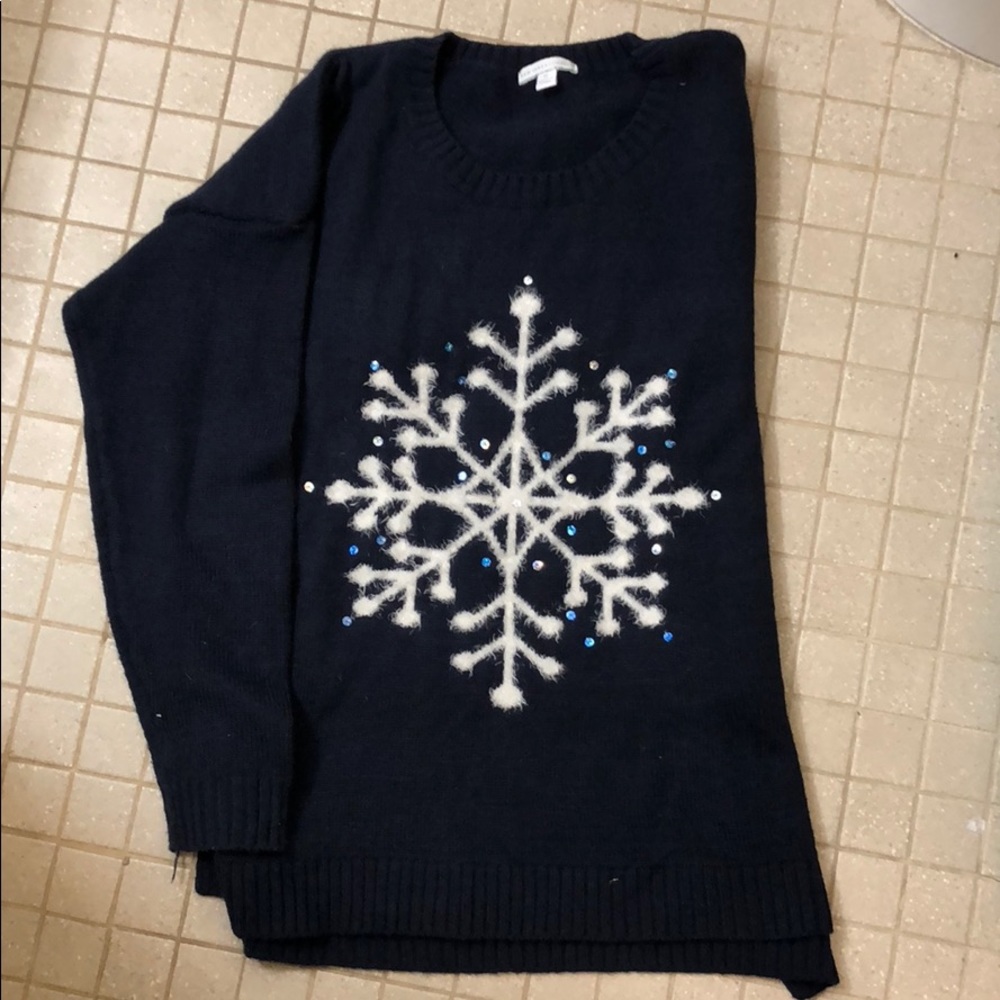 New York & Company Snowflake Sweater